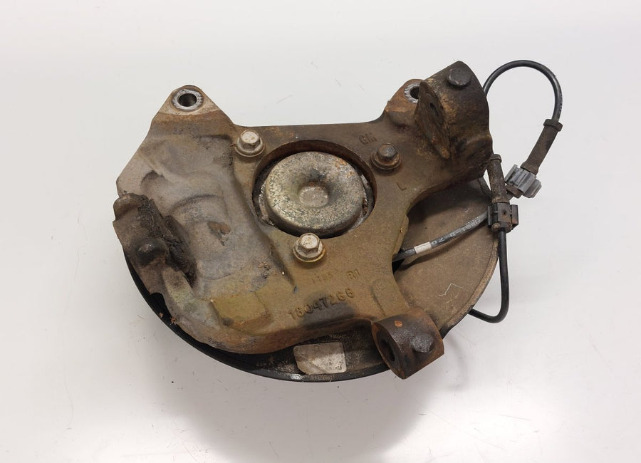 25840780 19370702 18047266 Wheel bearing housing front left GMC SAVANA 1500 [USA] (2002-)