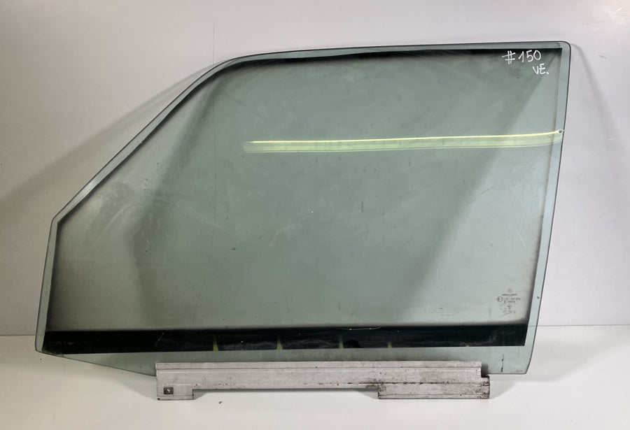 A1267202118 Door window glass front left MERCEDES-BENZ S-CLASS (W126) (1979-1991)
