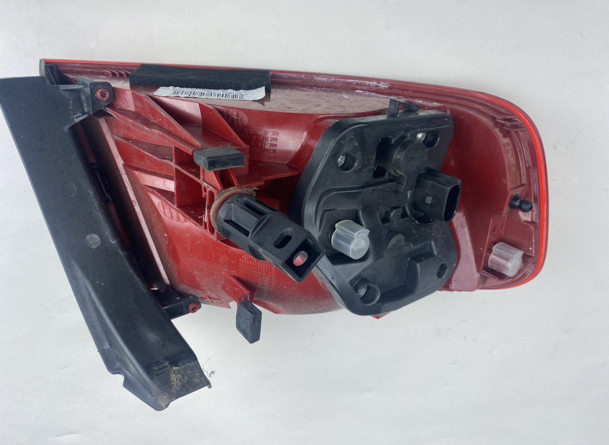 Tail light, right AUDI A4 / A4 ALLROAD (B8) (2007-2015)