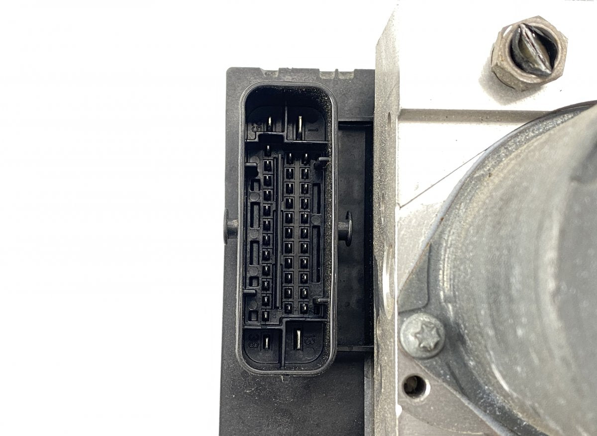 8K0614517FL 8K0907379CA ABS hydraulic unit / pump AUDI A4 / A4 ALLROAD (B8) (2007-2015)