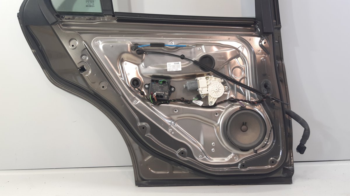 Door Rear Left MERCEDES-BENZ E-CLASS (W212) (2009-2016)