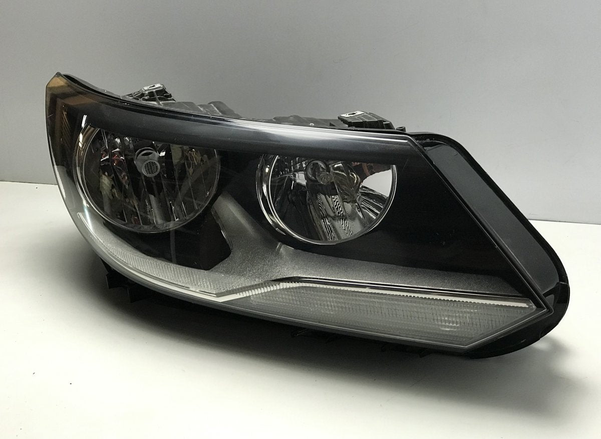 5N1941006 Headlight right VW TIGUAN I (5N) (2007-2018)