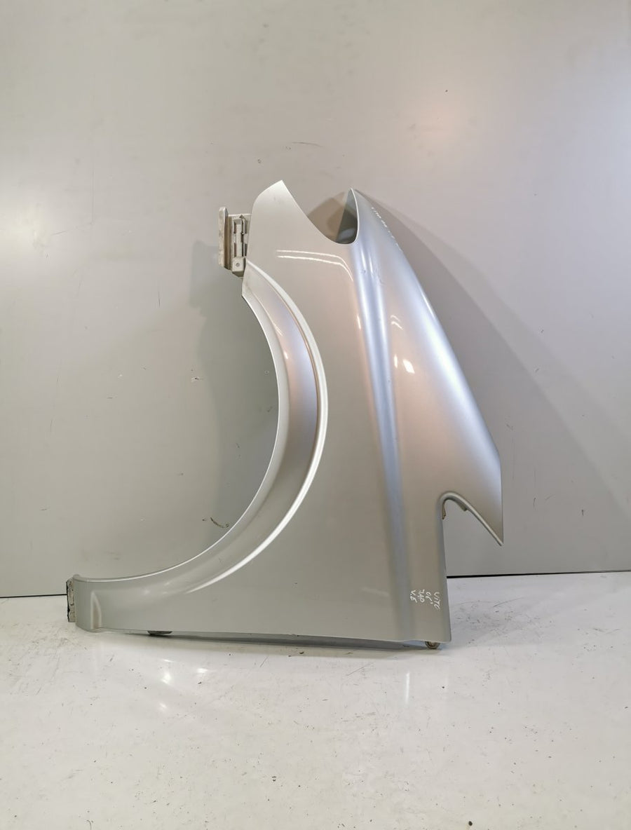 Fender Front Left MERCEDES-BENZ VITO / VIANO (W639) (2003-2014)