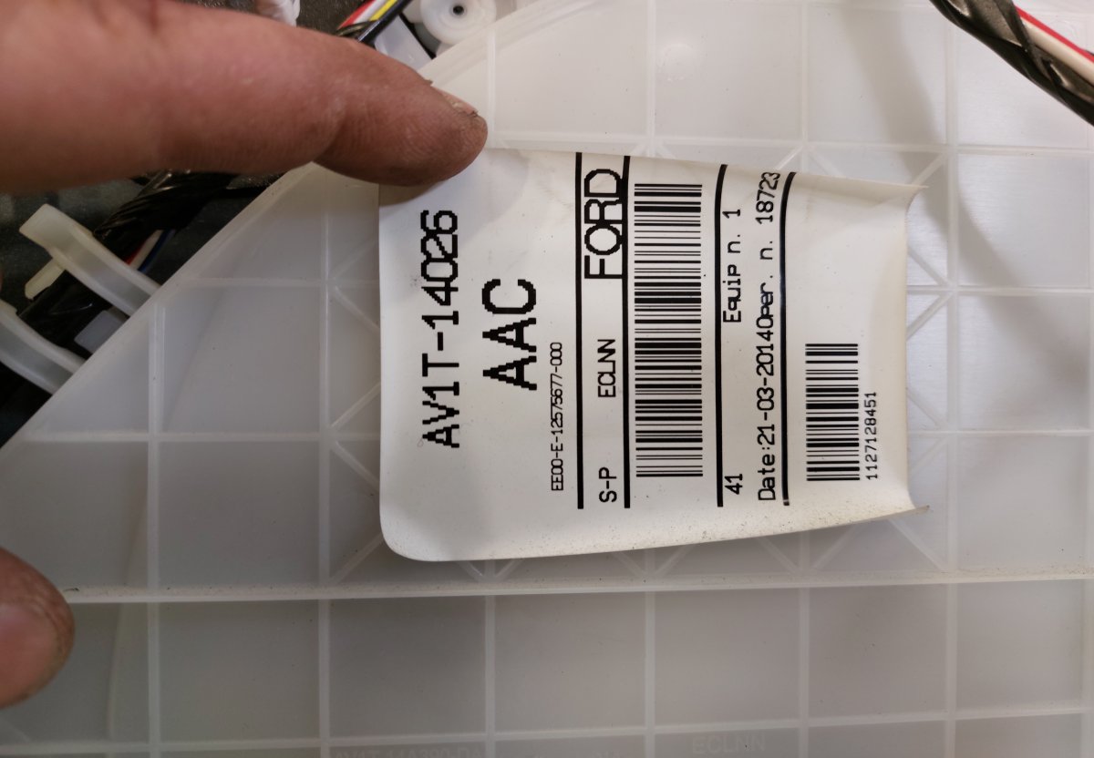 AV11R24721AF Sliding door left FORD B-MAX (2012-2017)