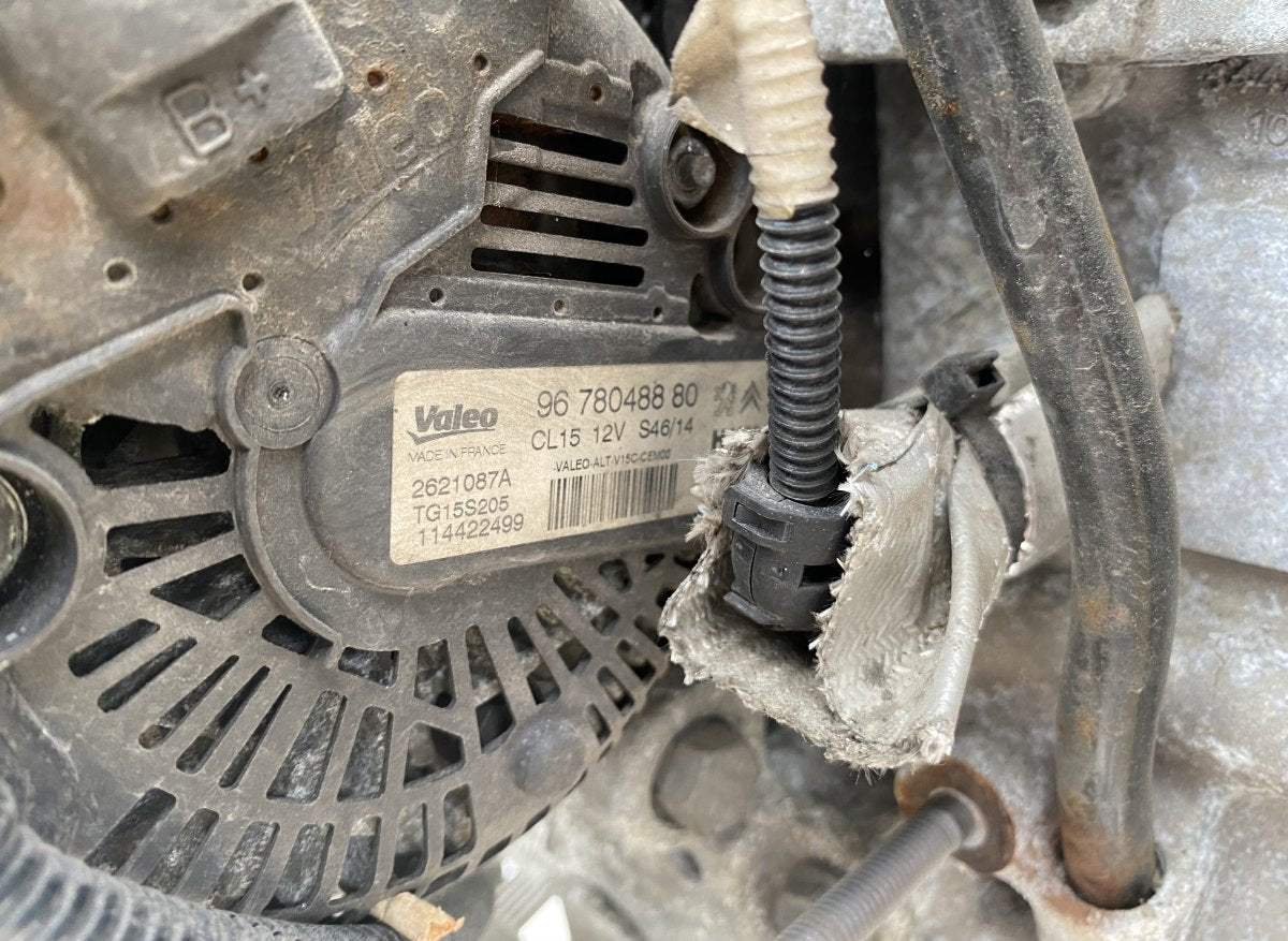8HP(DV4C) 8HR(DV4C) 9678048880 452715302 0928400788 9662143180 9678656080 Engine PEUGEOT 208 I (A9) (2012-2019)