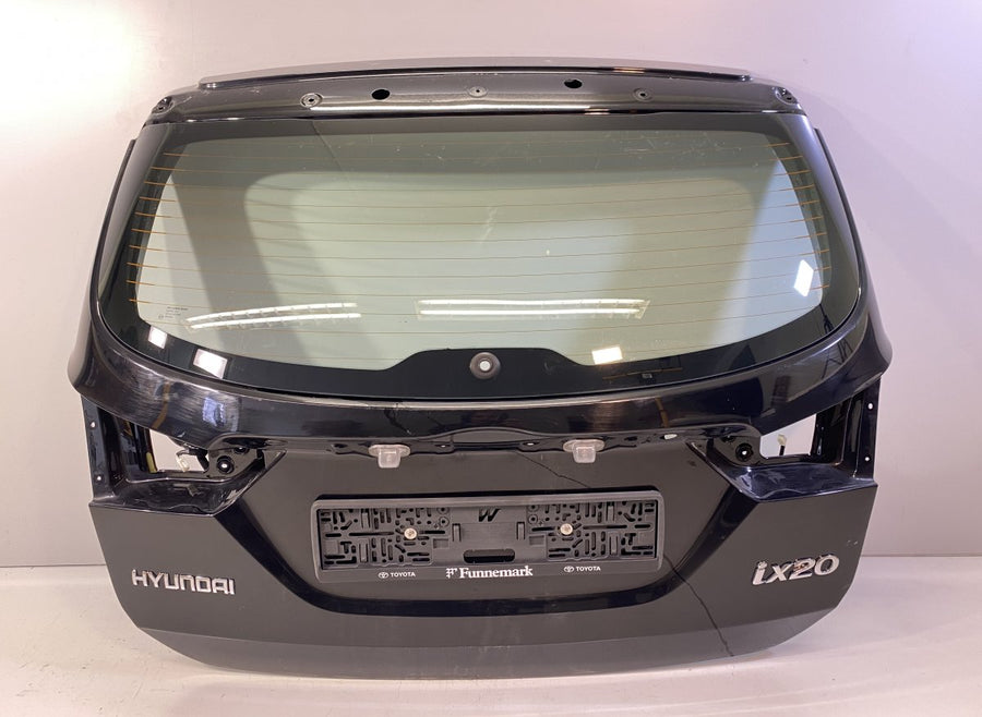 737001K000 Bootlid / tailgate HYUNDAI ix20 (JC) (2010-2019)