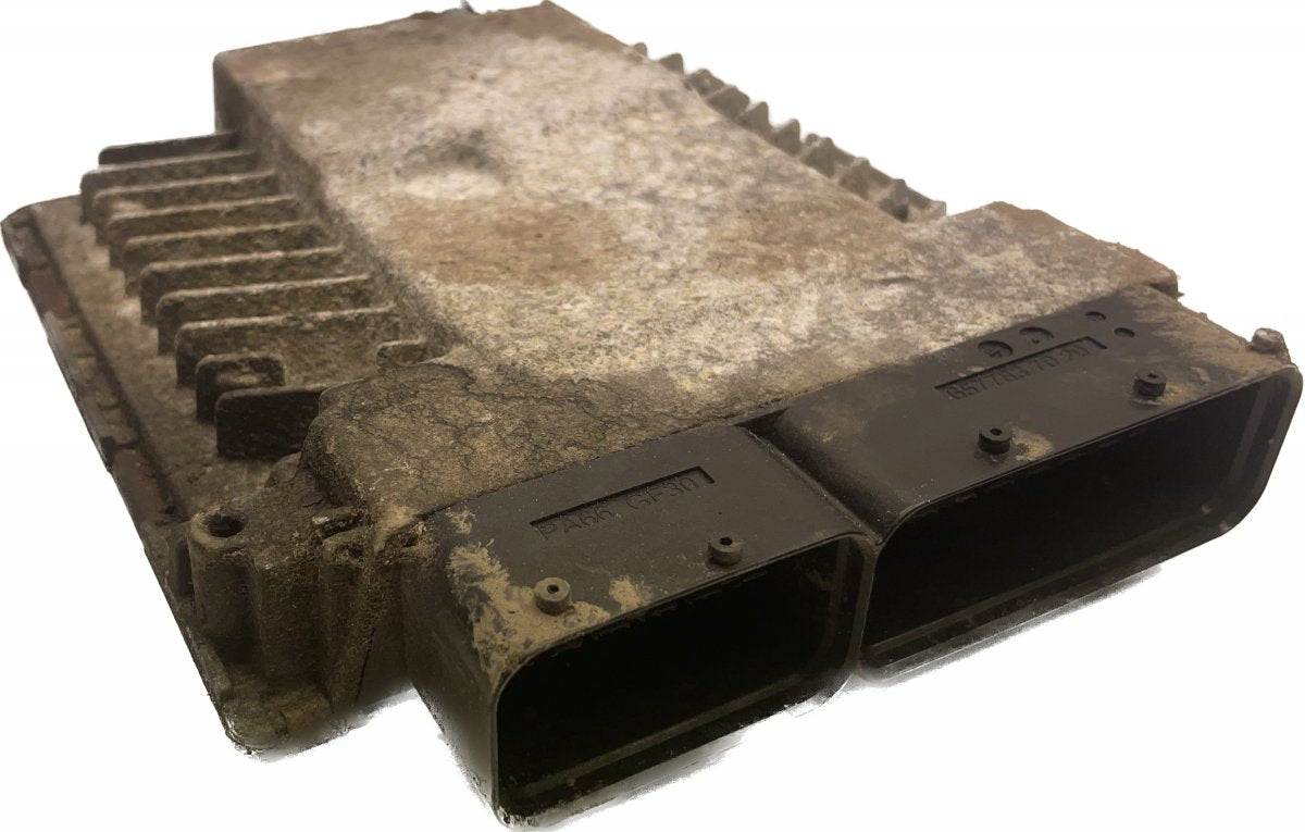 Engine Control Unit / module (ECU) VW PASSAT B6 (3C) (2005-2010)