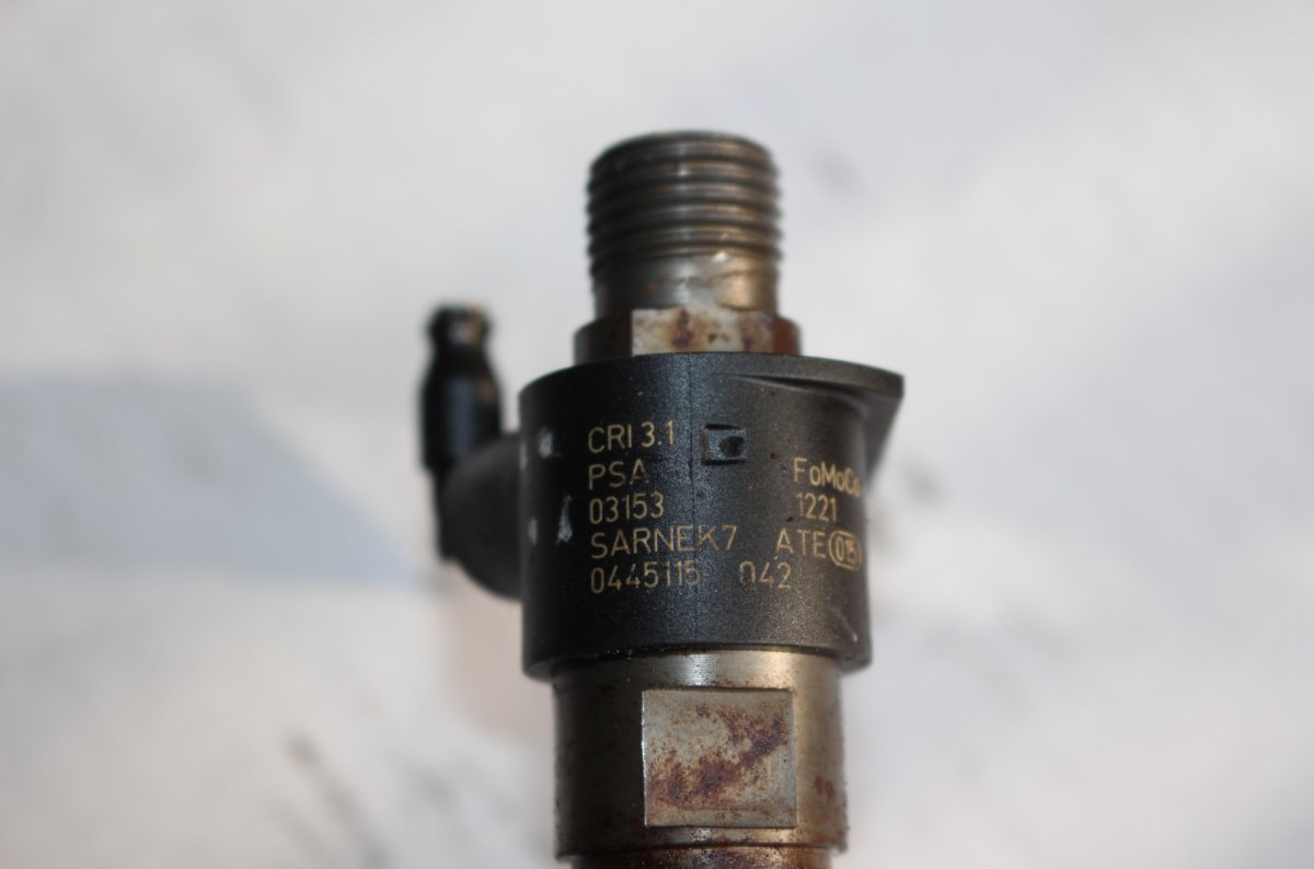 Fuel Injector LAND ROVER FREELANDER II (FA) (2006-2015)