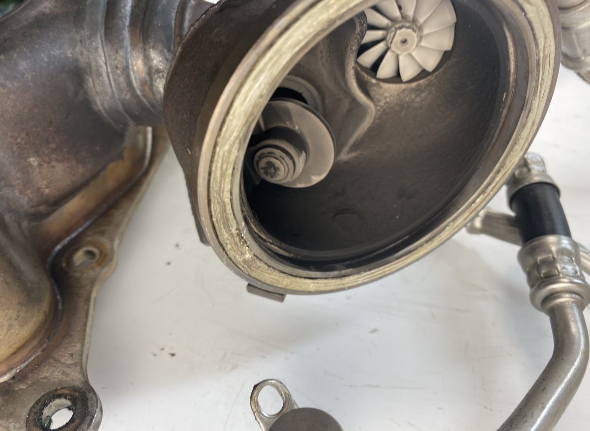 Turbocharger BMW 7 (F01, F02) (2008-2016)