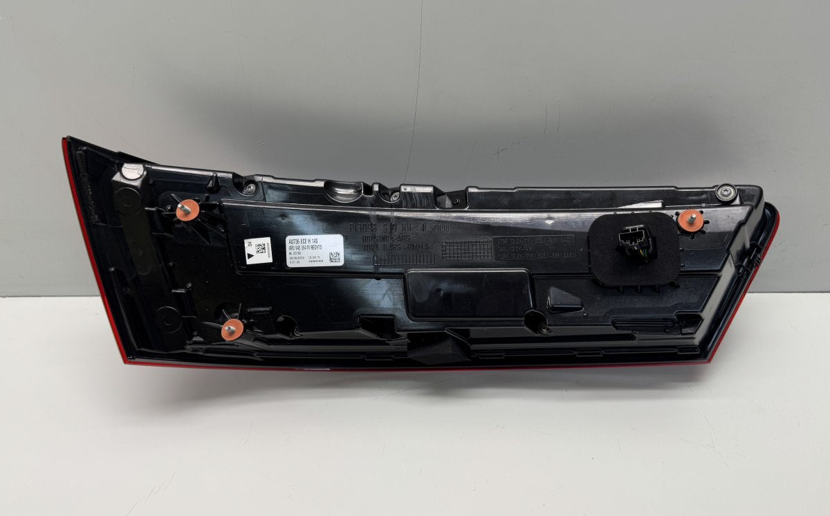 4M0945094M Tail light, right AUDI Q7 (4MB, 4MG) (2015-)