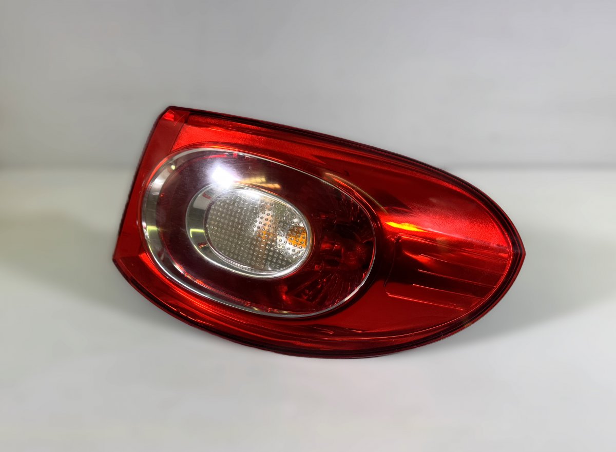 5N0945096H Tail light, right VW TIGUAN I (5N) (2007-2018)