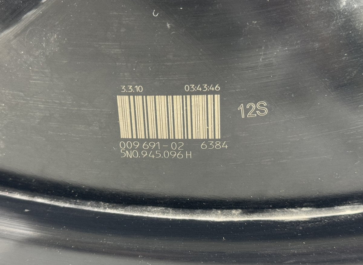 5N0945096H Tail light, right VW TIGUAN I (5N) (2007-2018)