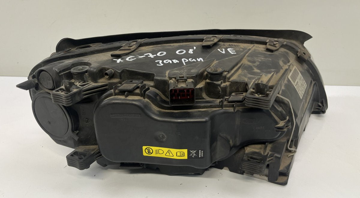 31214170 6337100000 Headlight left VOLVO XC70 II (2007-2016)