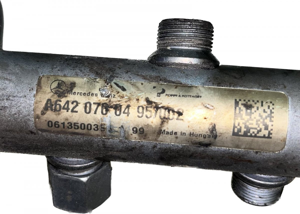 Fuel Distributor / fuel rail MERCEDES-BENZ ML-CLASS (W164) (2005-2011)