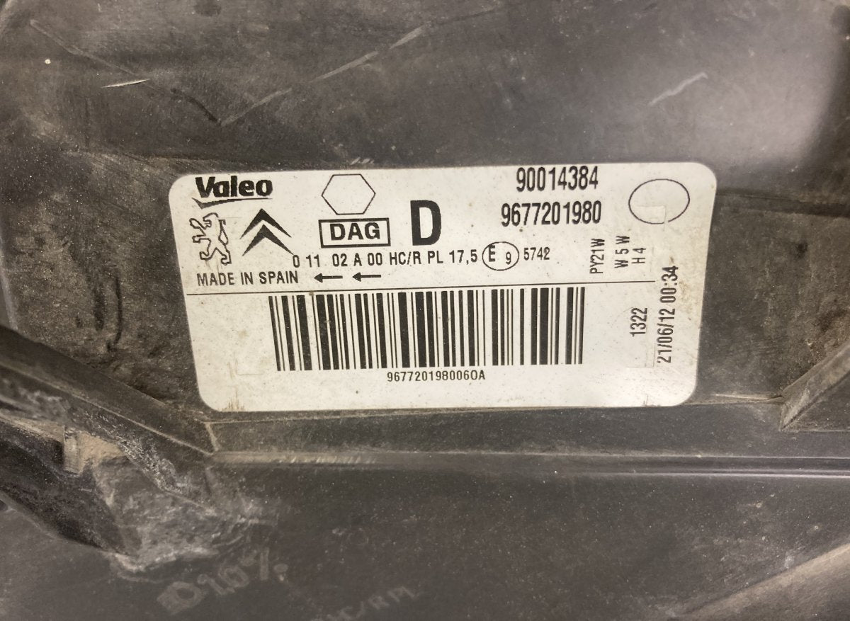 90014384 9677201980 Headlight right CITROËN BERLINGO III (2008-2018)