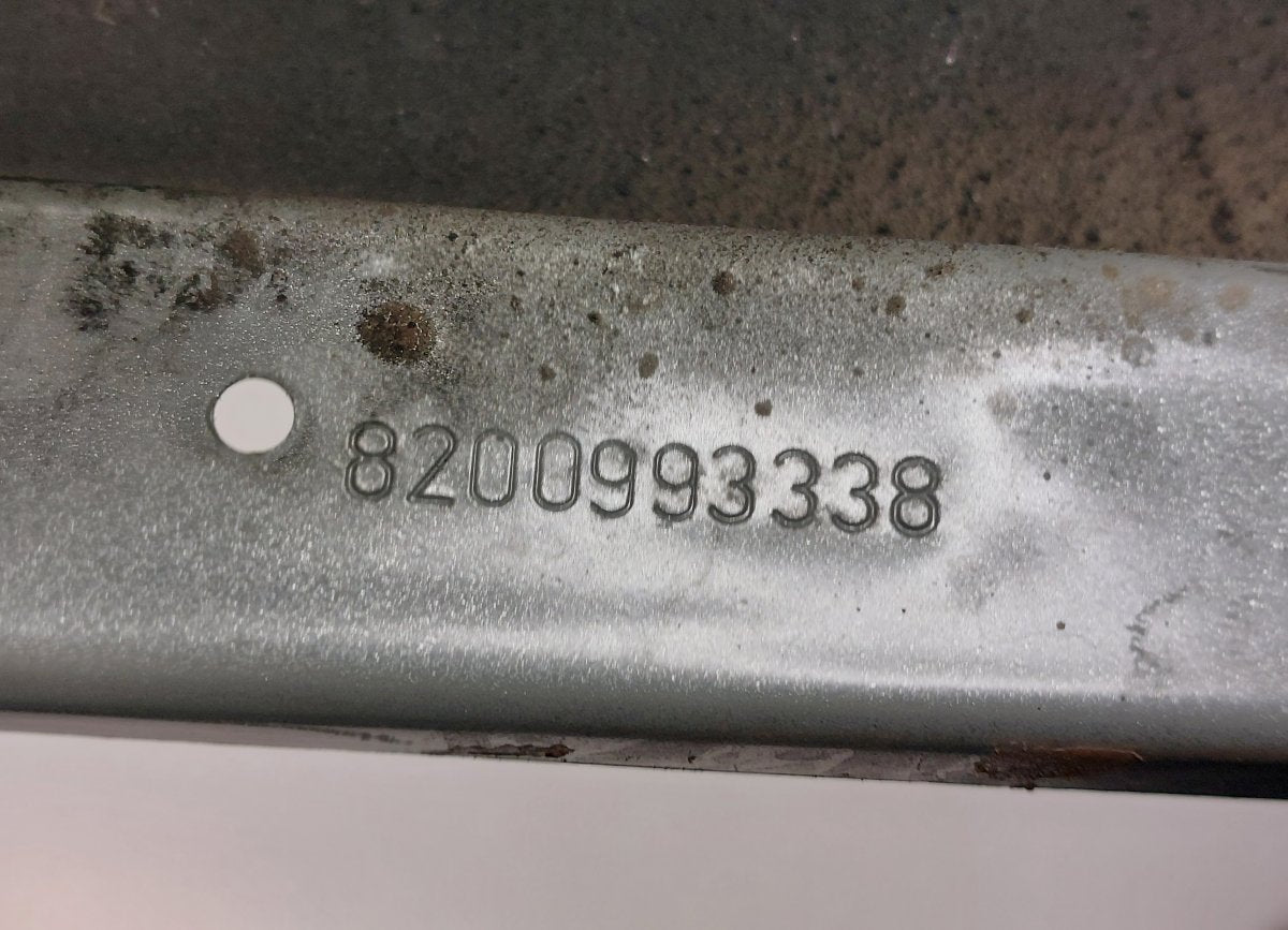 8200993338 Fender Front Left RENAULT MEGANE III (DZ/BZ/KZ) (2008-2016)