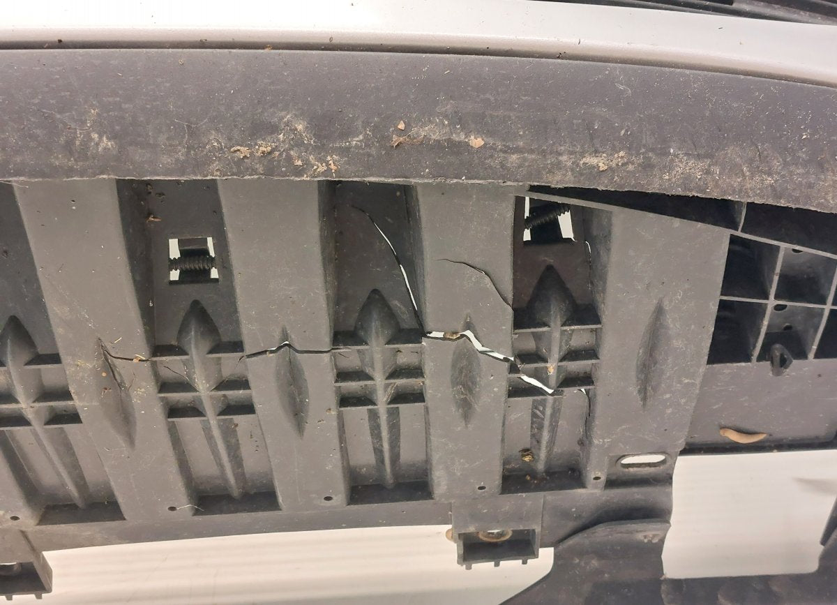620220035R 622540001R Front Bumper RENAULT MEGANE III (DZ/BZ/KZ) (2008-2016)