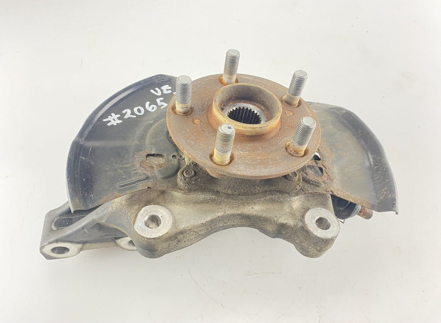 4320247030 Wheel bearing housing front left TOYOTA PRIUS III (XW30) (2009-2015)