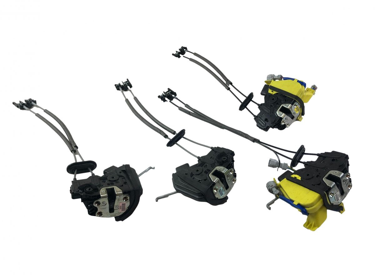 81310G5530 Set of door locks (latches) KIA NIRO I (DE) (2016-2022)