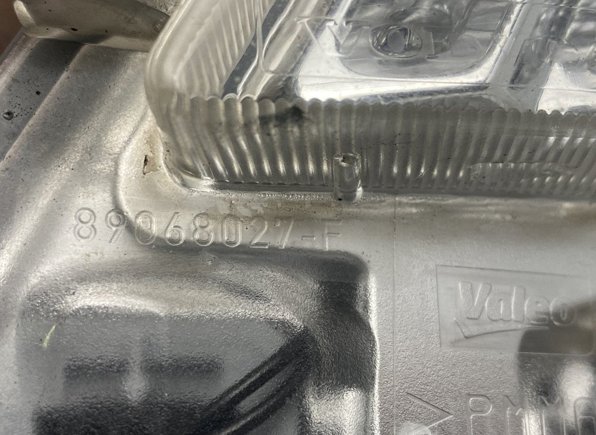 89068027F 043896 89500842 Position Light front left VOLVO XC60 I (2008-2017)