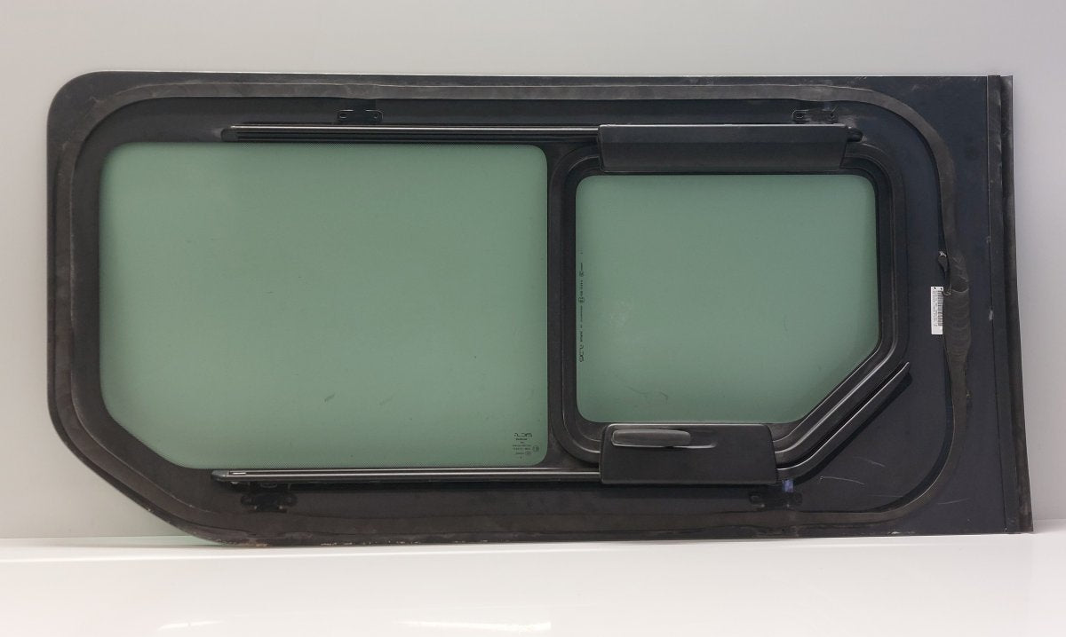 823009103R 2001003821 93457910 43R-011411 DOT609AS2M39 Sliding door window glass right RENAULT TRAFIC III (JG, EG, FG) (2014-)
