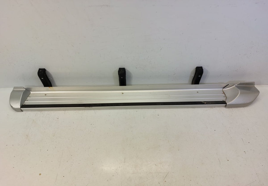 5360A053 Foot / side step left MITSUBISHI L200 V / TRITON (KJ, KK, KL) (2014-2023)