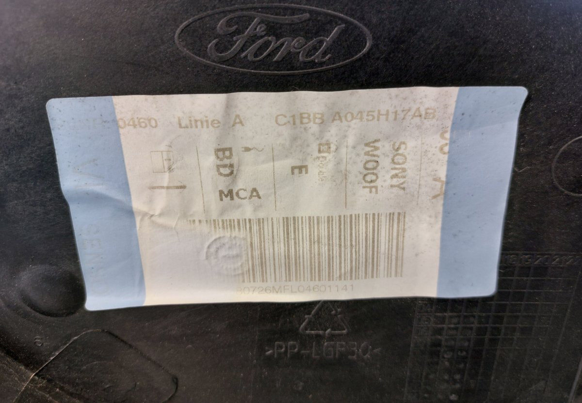 Door Front Left FORD FIESTA VI (2008-2017)
