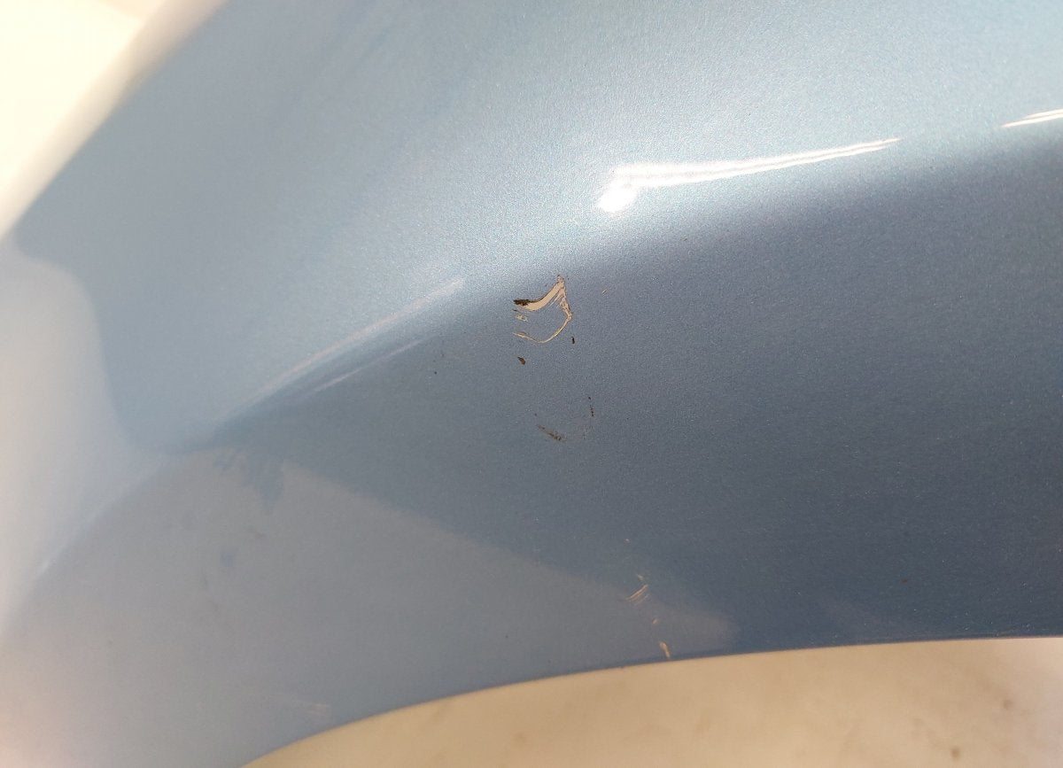 Fender Front Left NISSAN LEAF I (ZE0) (2010-2017)