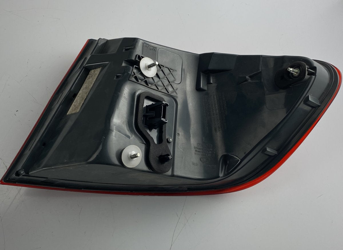 Tail light left BMW 5 (F10, F11) (2010-2017)