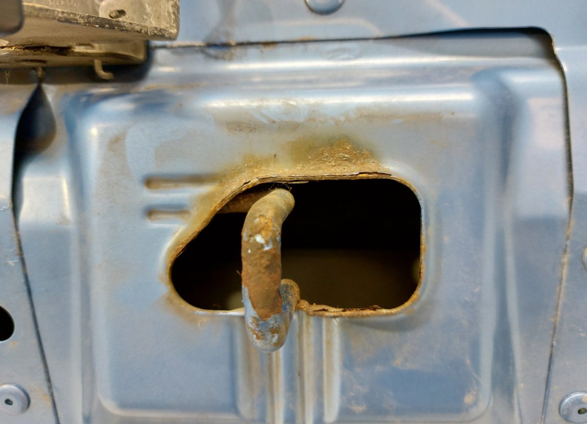 F510M3NAMB Bonnet NISSAN LEAF I (ZE0) (2010-2017)