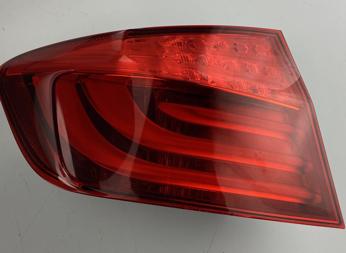 Tail light left BMW 5 (F10, F11) (2010-2017)