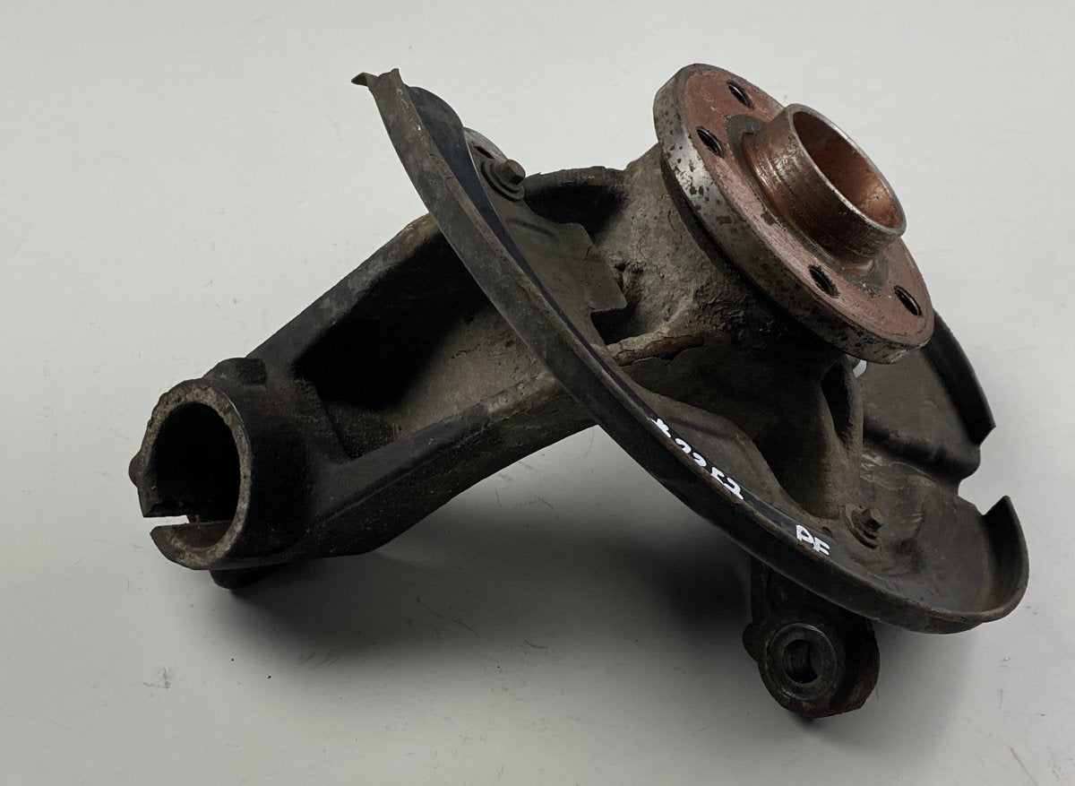 31201286 Wheel bearing housing front right VOLVO S60 II / V60 I (2010-2018)