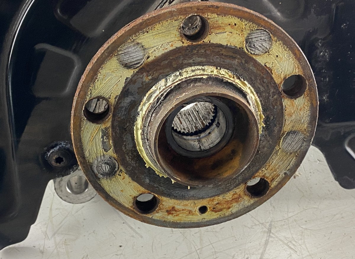 Wheel bearing housing front left AUDI A3 (8V_) (2012-2020)