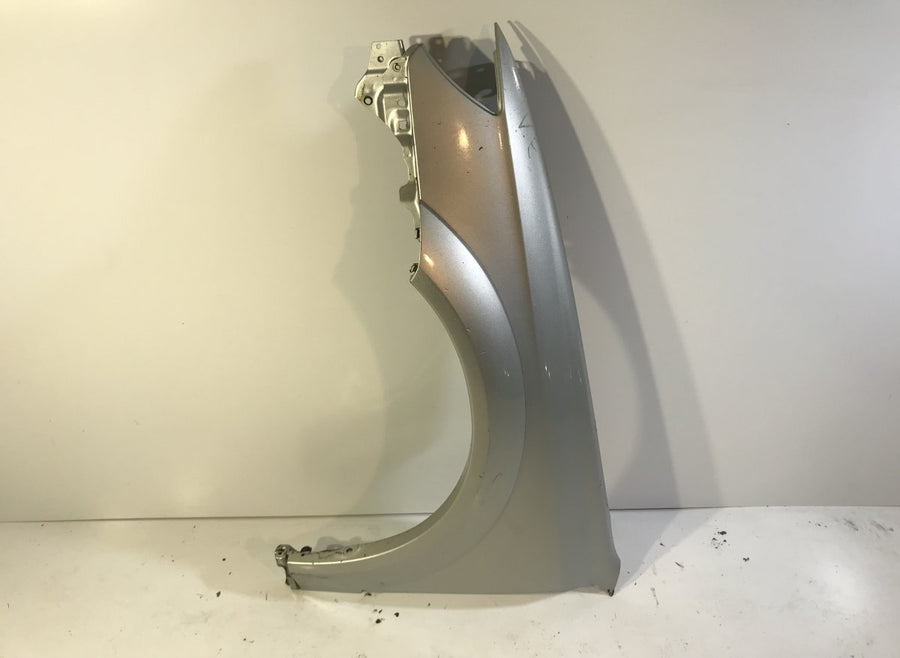 Fender Front Left SUBARU LEGACY IV / Outback (2003-2009)