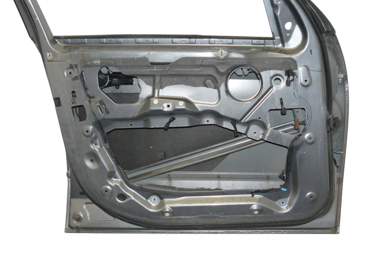 7211423 Door Front Left BMW X5 (E70) (2007-2013)