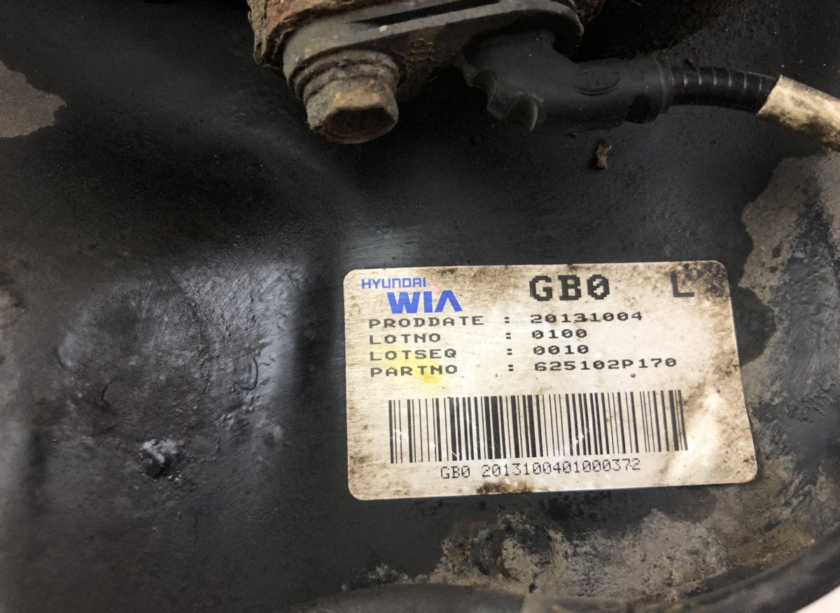 517152P500 Wheel bearing housing front left KIA SORENTO II (XM) (2009-2015)