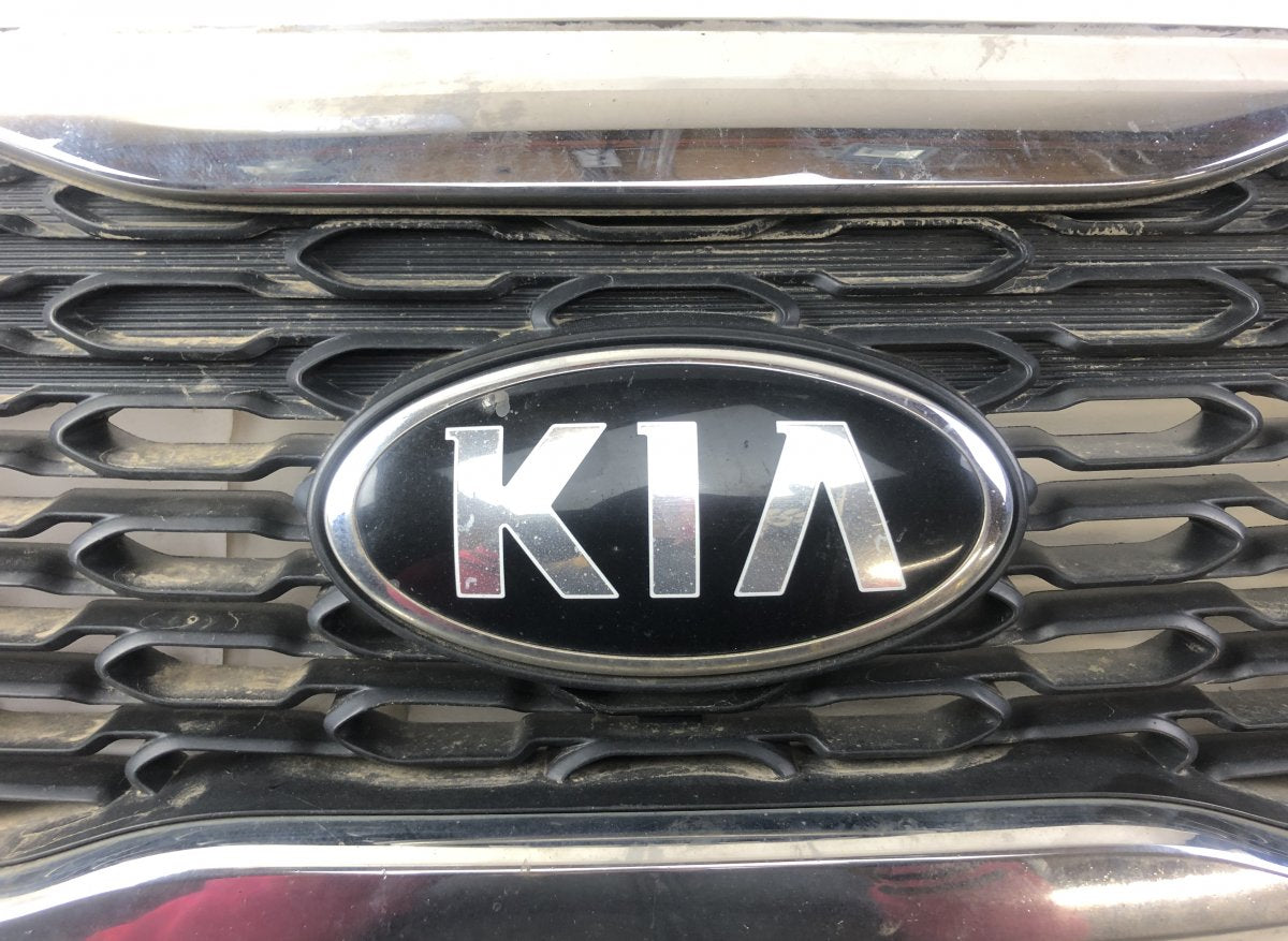 863502P500 Radiator Grille KIA SORENTO II (XM) (2009-2015)