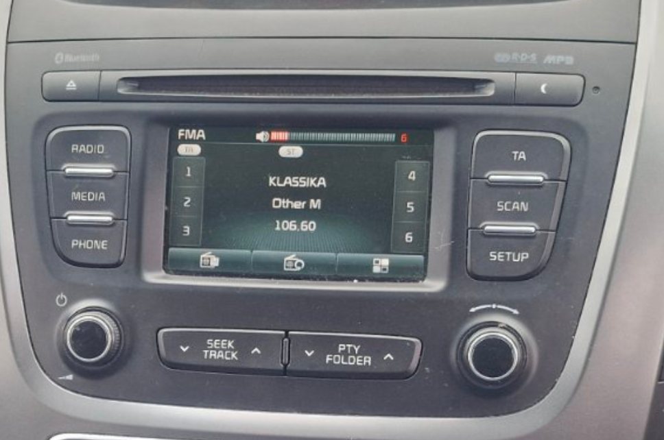961802PBB0VA Radio KIA SORENTO II (XM) (2009-2015)