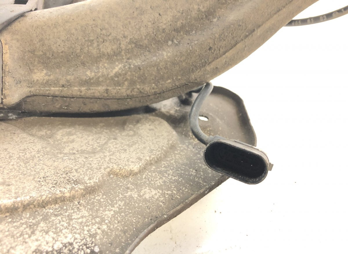 A2053322100 Wheel bearing housing front left MERCEDES-BENZ C-CLASS (W205) (2013-2021)