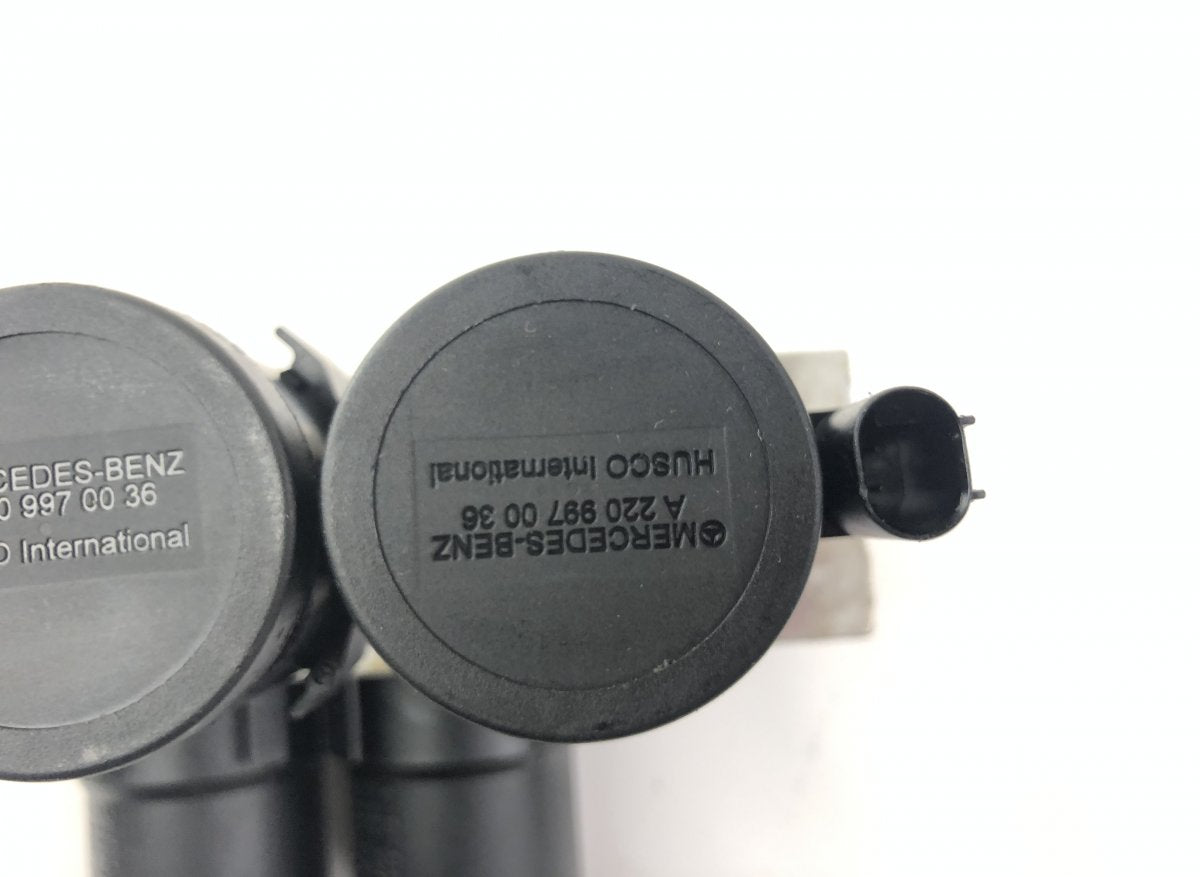 A2203200358 A2203201258 Air suspension / self-levelling suspension, other MERCEDES-BENZ SL-CLASS (R230) (2001-2012)