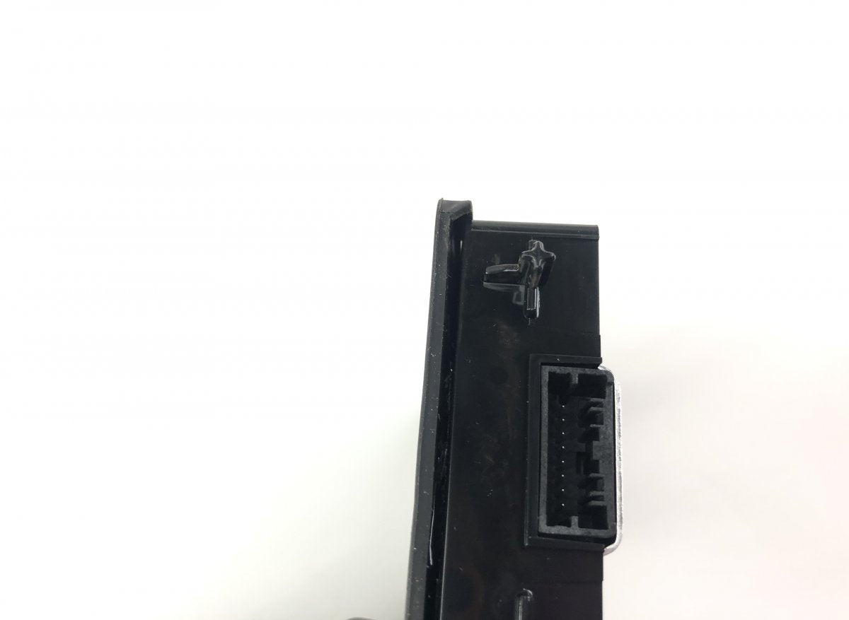 32359365 Battery charger VOLVO V60 II / S60 III (224, 225, 227) (2018-)