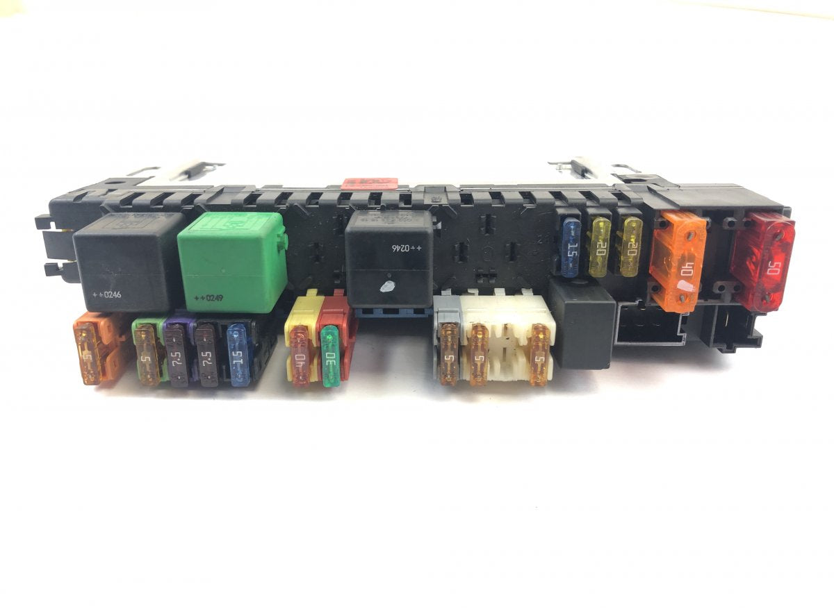 10091518 Fuse box MERCEDES-BENZ SL-CLASS (R230) (2001-2012)