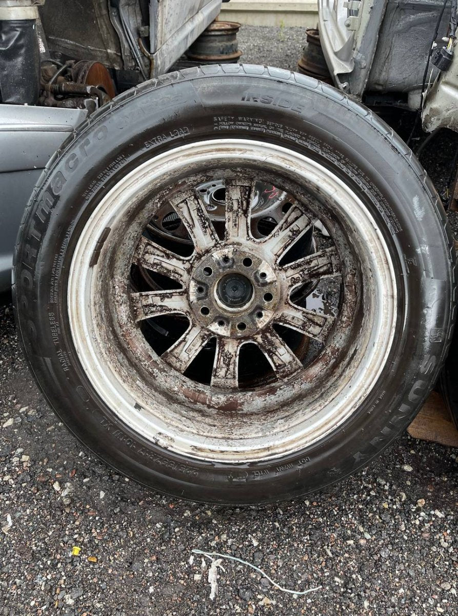 6JX17 ET30 D72.6 5X120 Rim set With Tyres 4 pcs BMW 5 (F10, F11) (2010-2017)
