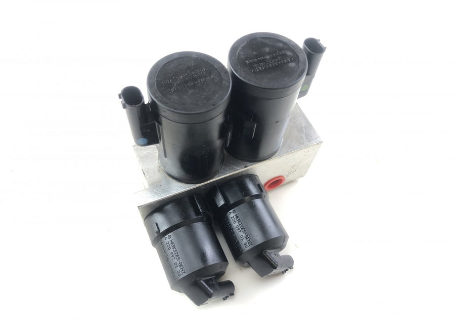 A2203200358 A2203201258 Air suspension / self-levelling suspension, other MERCEDES-BENZ SL-CLASS (R230) (2001-2012)