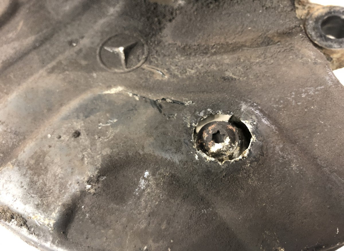 A2113306420 Wheel bearing housing front left MERCEDES-BENZ SL-CLASS (R230) (2001-2012)