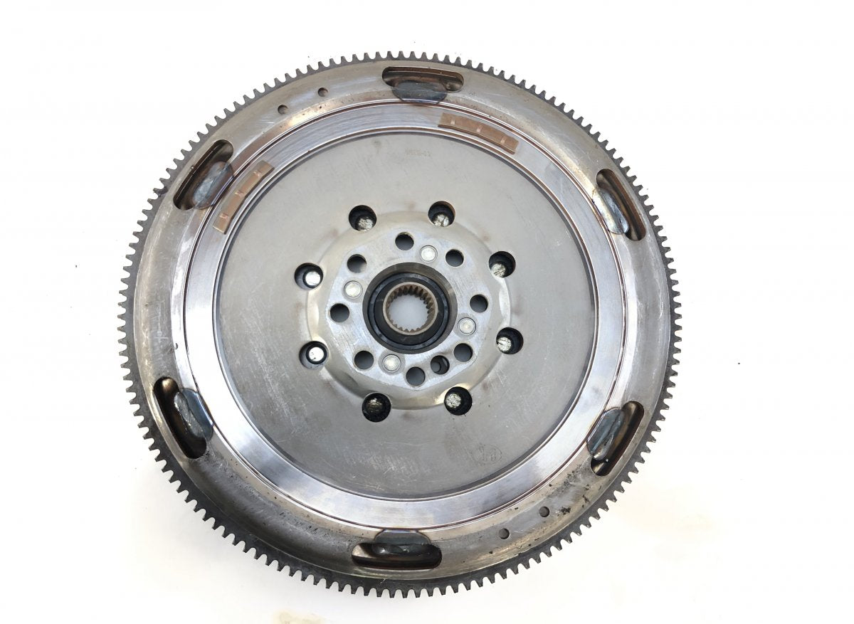 A2740300000 Flywheel MERCEDES-BENZ C-CLASS (W205) (2013-2021)