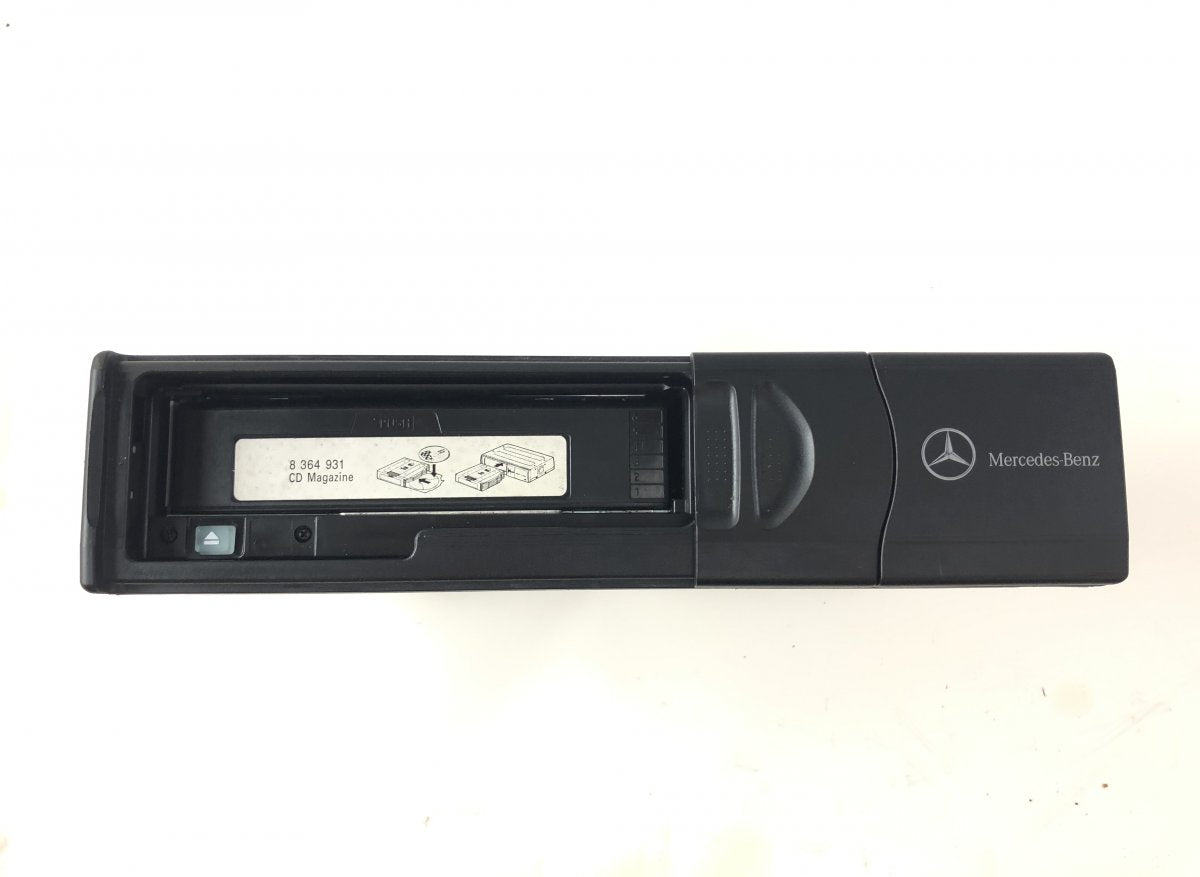 A2038209089 CD Changer MERCEDES-BENZ SL-CLASS (R230) (2001-2012)