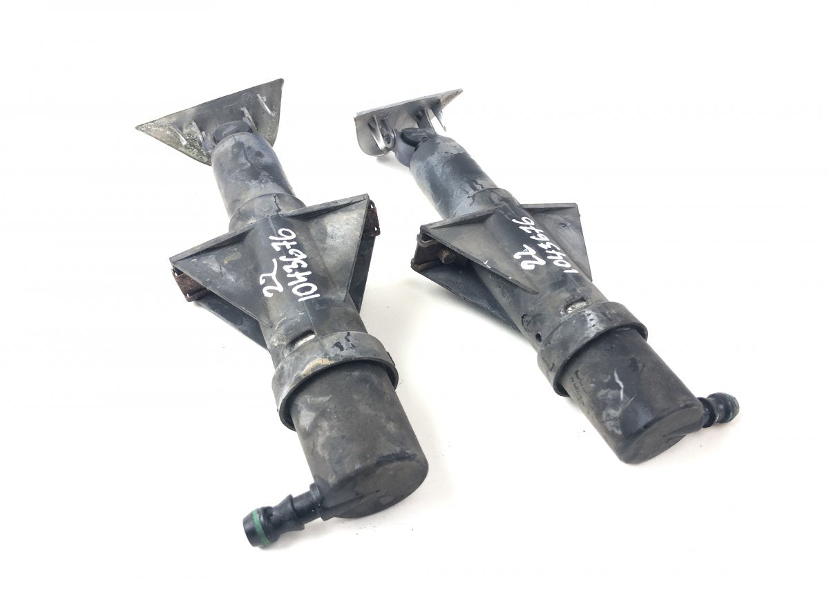 271073 271074 Headlight washer nozzle set MASERATI QUATTROPORTE III (03.04-)
