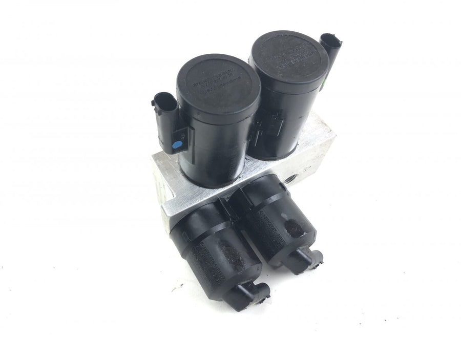 A2203200358 A2203201258 Air suspension / self-levelling suspension, other MERCEDES-BENZ SL-CLASS (R230) (2001-2012)
