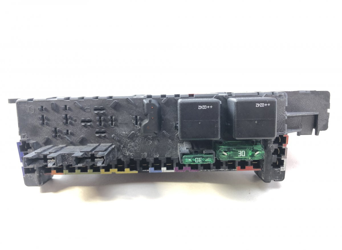 05045139 05045135 05045131 Fuse box MERCEDES-BENZ SL-CLASS (R230) (2001-2012)